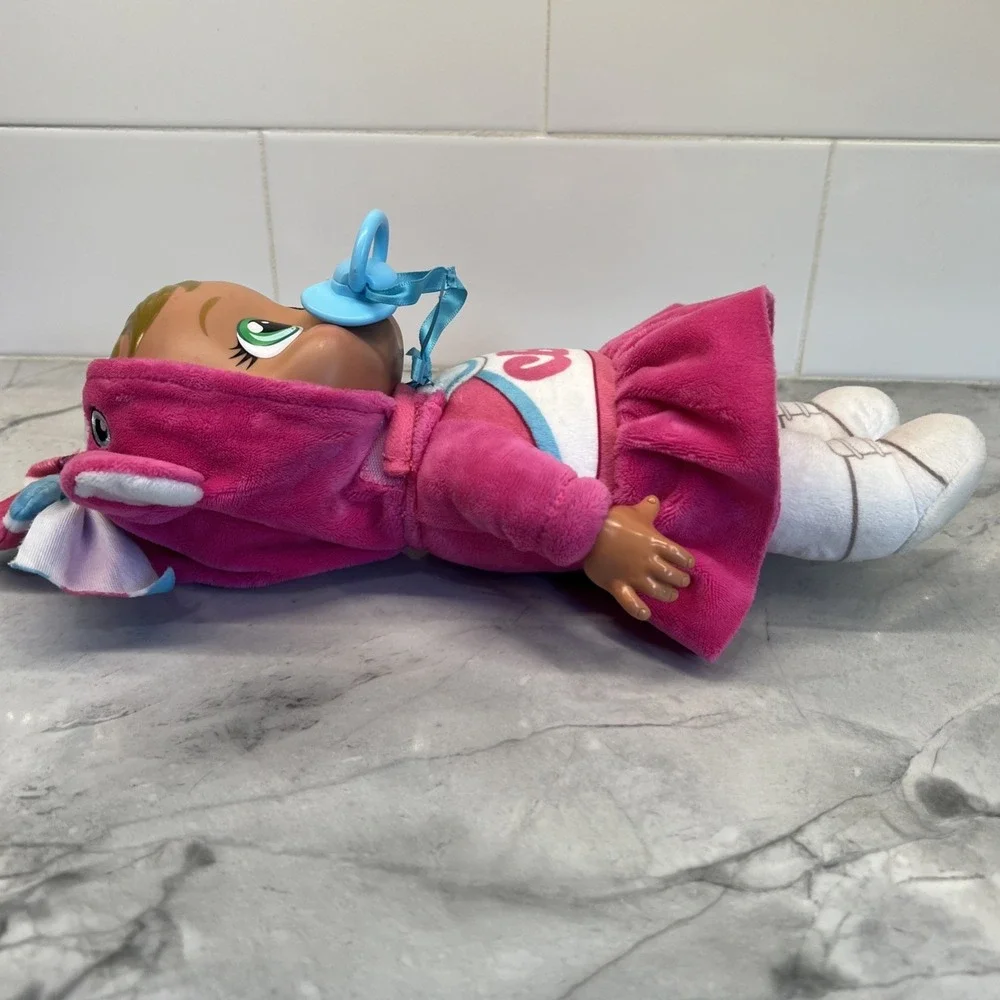 Cry Babies Tiny Cuddles Stars Roxy Cheerleader Baby‎ Doll 9